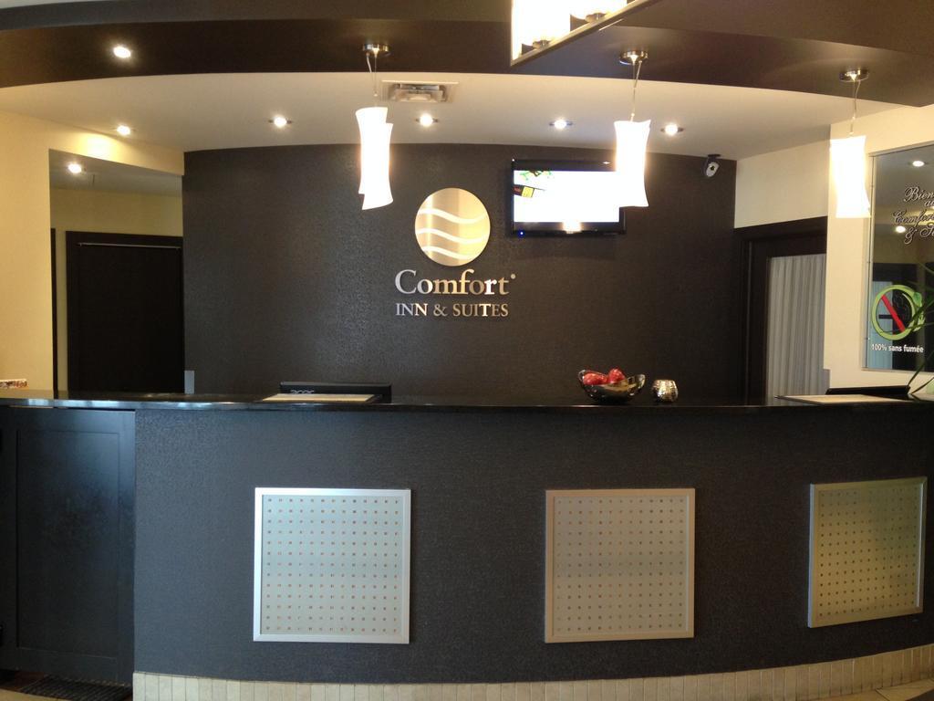 Comfort Inn & Suites Saint-Jerome Exterior photo