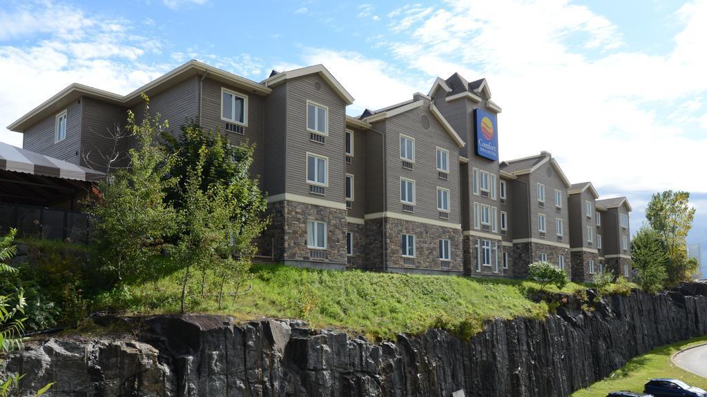 Comfort Inn & Suites Saint-Jerome Exterior photo